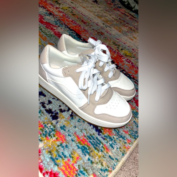 American eagle cup sole sneaker 7 new out of box - Picture 1 of 5